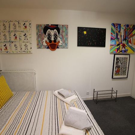 Pop Appart Appartement Artiste Configure En Galerie Dart A 200 M Du Centre Ville Avec Parking Prive Et Securise Gratuit Dans Copropriete Avignon Exteriér fotografie